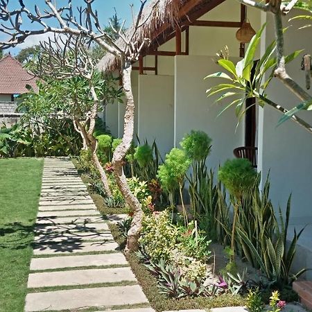 The Poetri Oka Hotel Batununggul Exterior foto