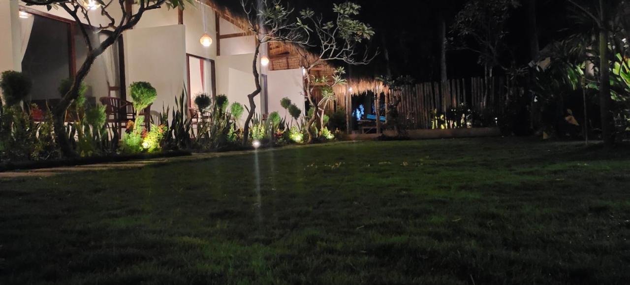 The Poetri Oka Hotel Batununggul Exterior foto
